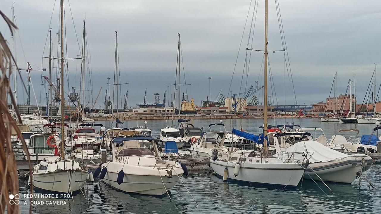 Al Molo Sant'Eligio Otel Taranto Dış mekan fotoğraf