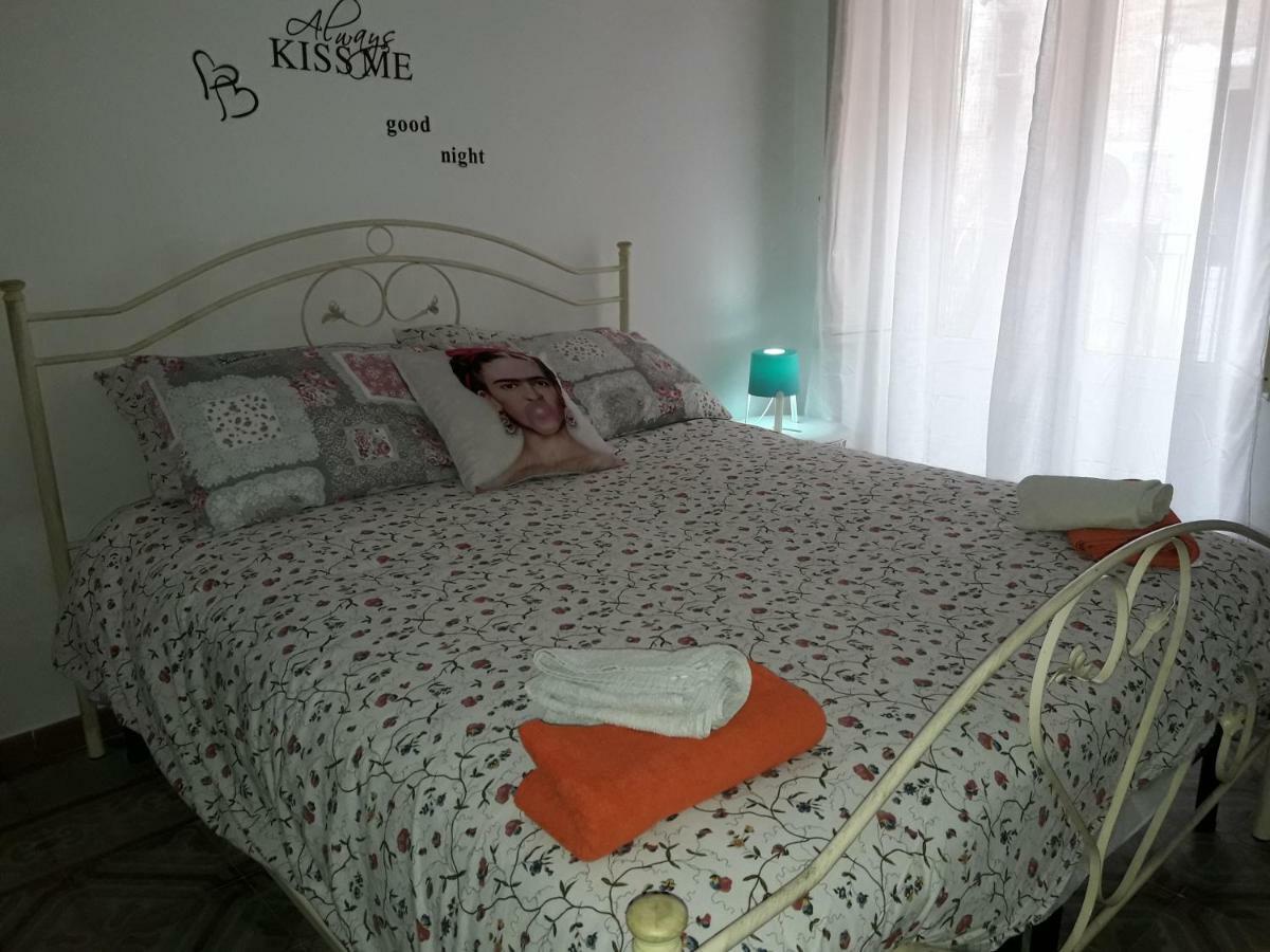 Al Molo Sant'Eligio Otel Taranto Dış mekan fotoğraf