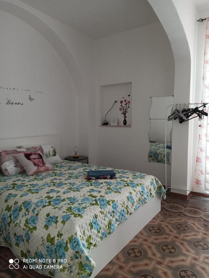 Al Molo Sant'Eligio Otel Taranto Dış mekan fotoğraf